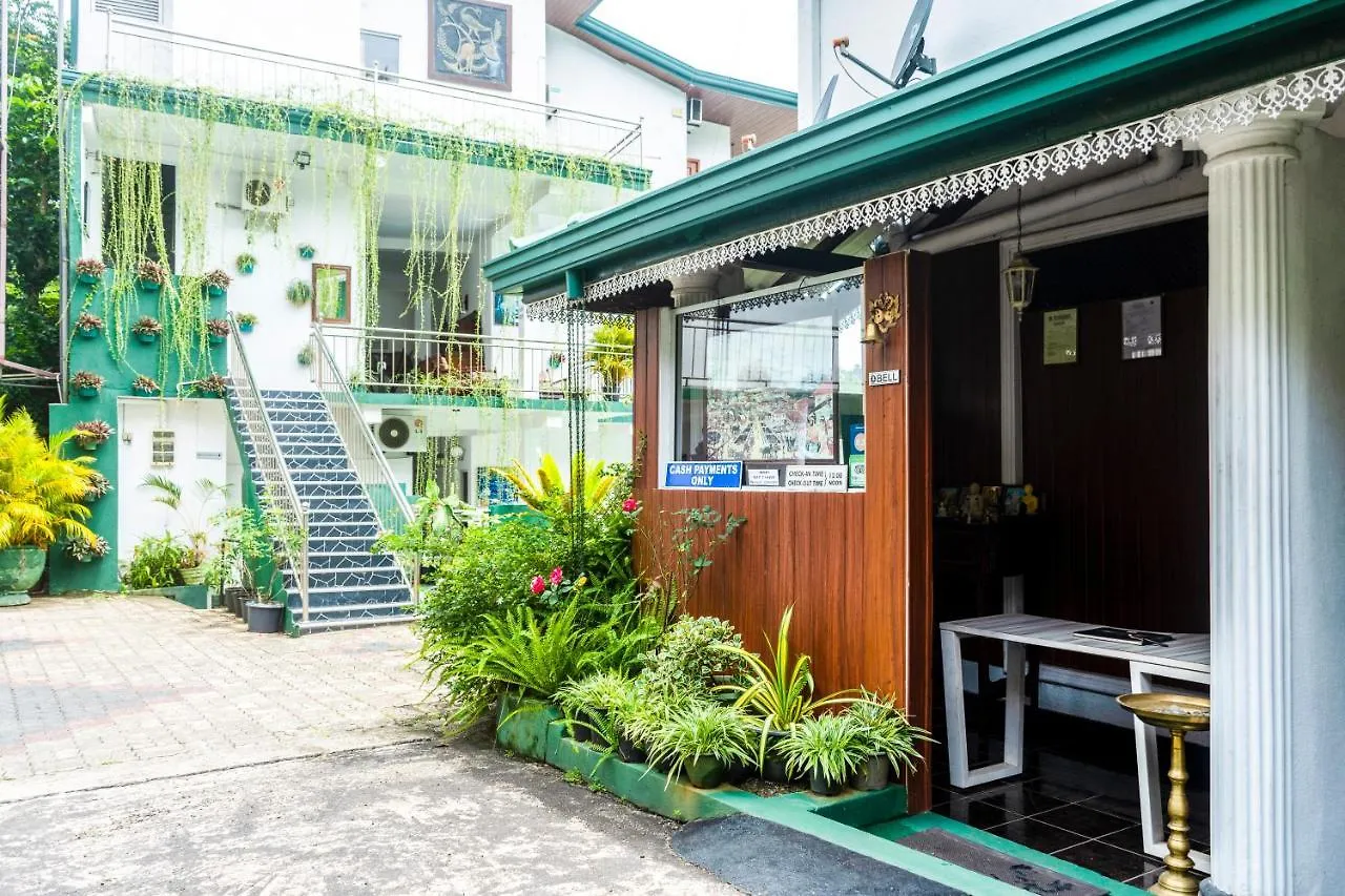 Hotel Kandy Riverside Villa