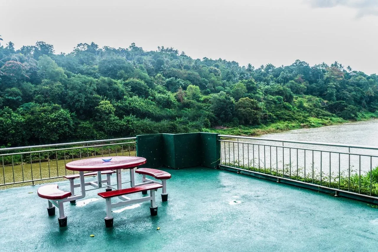 Hotel Kandy Riverside Villa