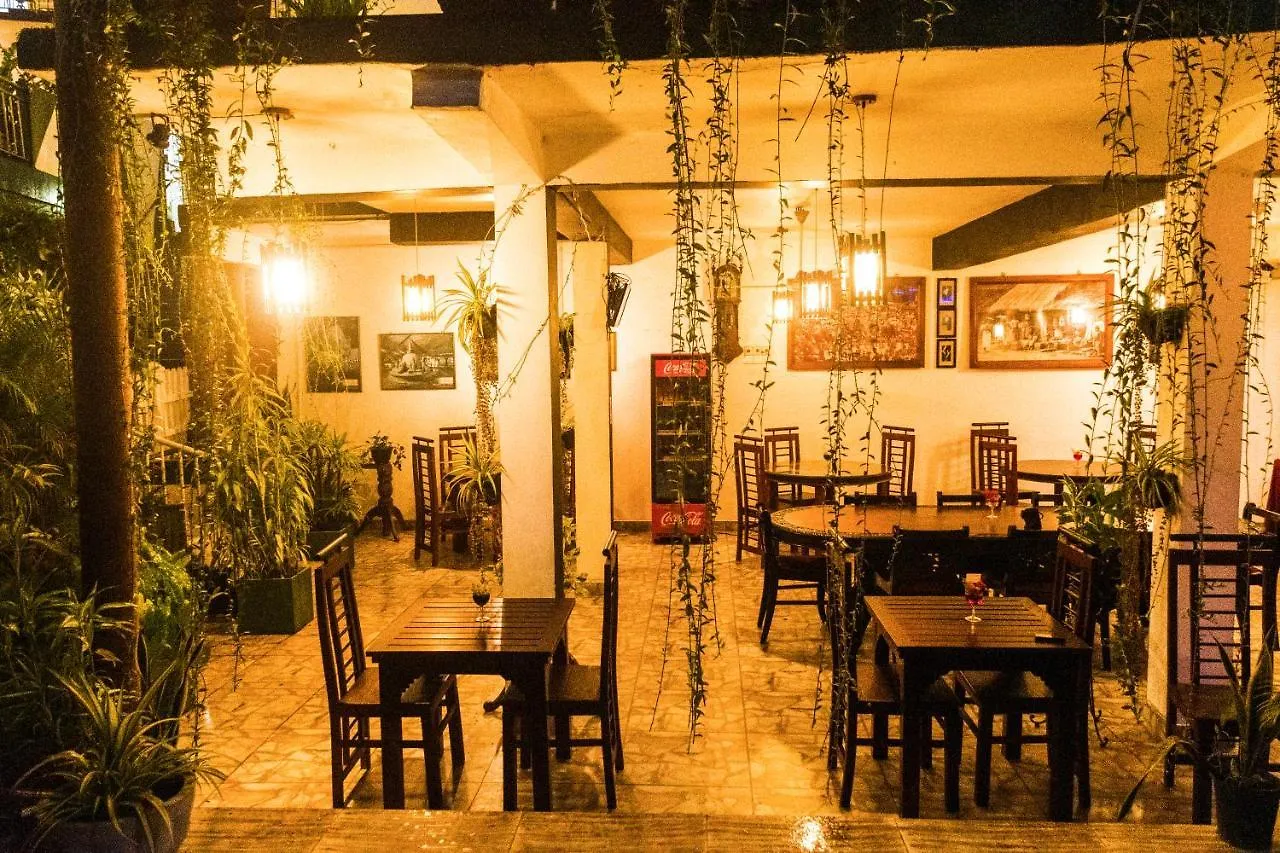 Kandy Riverside Villa 3*,  Шри-Ланка